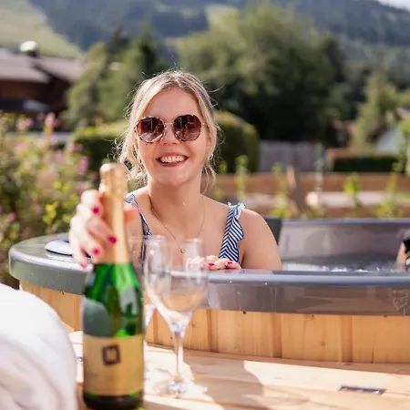 Hotel Bergbuddies - Uebernachtung Inklusive Kostenlosen Bergbahntickets Und Vielem Mehr Bad Hindelang