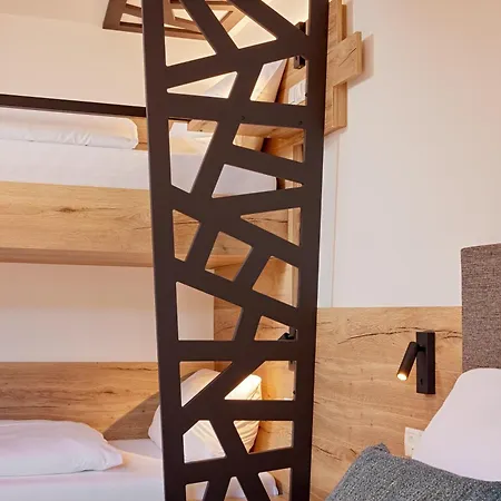 Bergbuddies - Uebernachtung Inklusive Kostenlosen Bergbahntickets Und Vielem Mehr Hotel